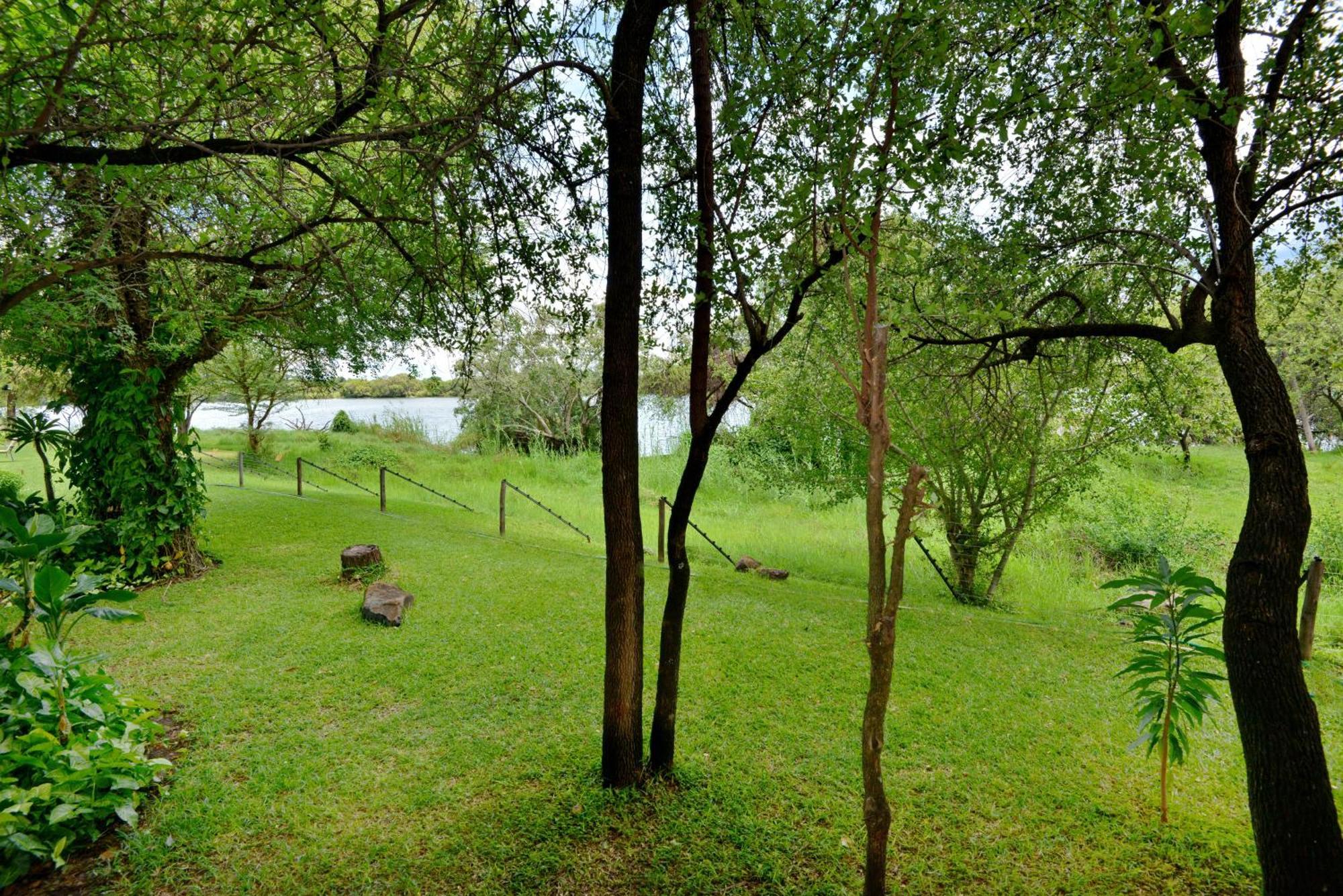 River View Lodge Kasane Rom bilde